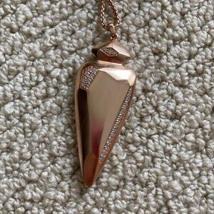 Kendra Scott Staley Arrowhead Rose Gold Statement Necklace Adjustable Like New
